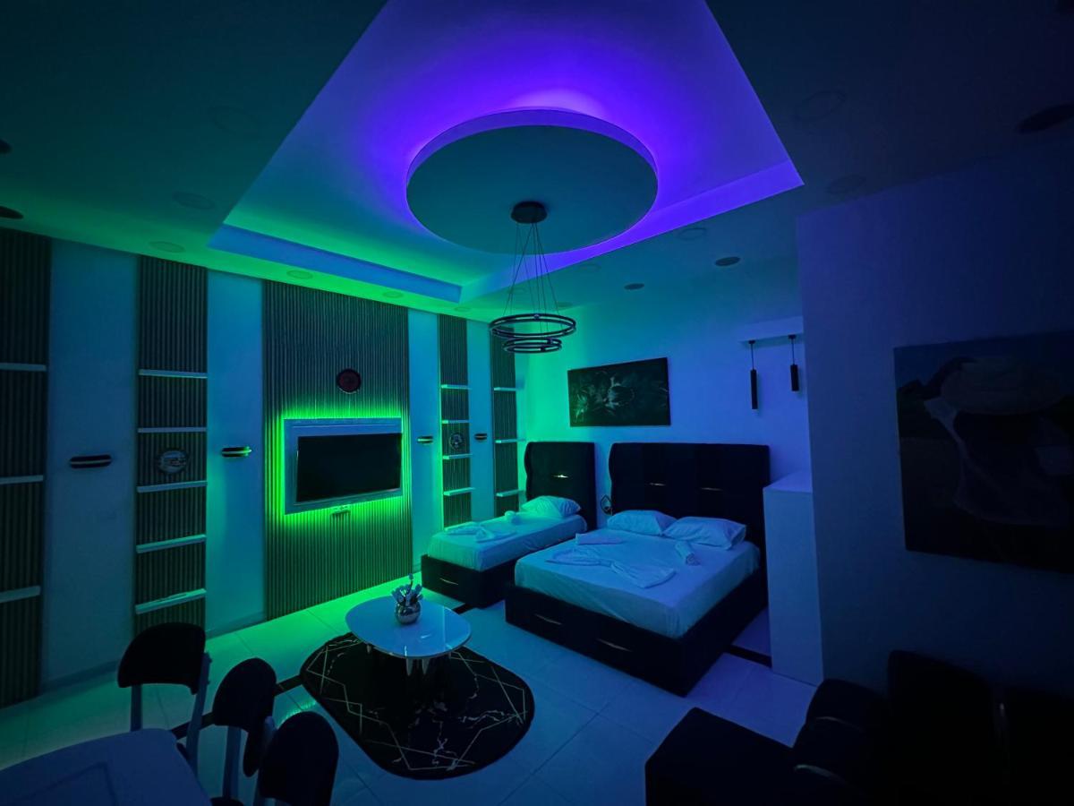 Esto'S Apartament Near Tirana Airport 1 - Self Checkin -Netflix - Free Parking Valjiosi Buitenkant foto